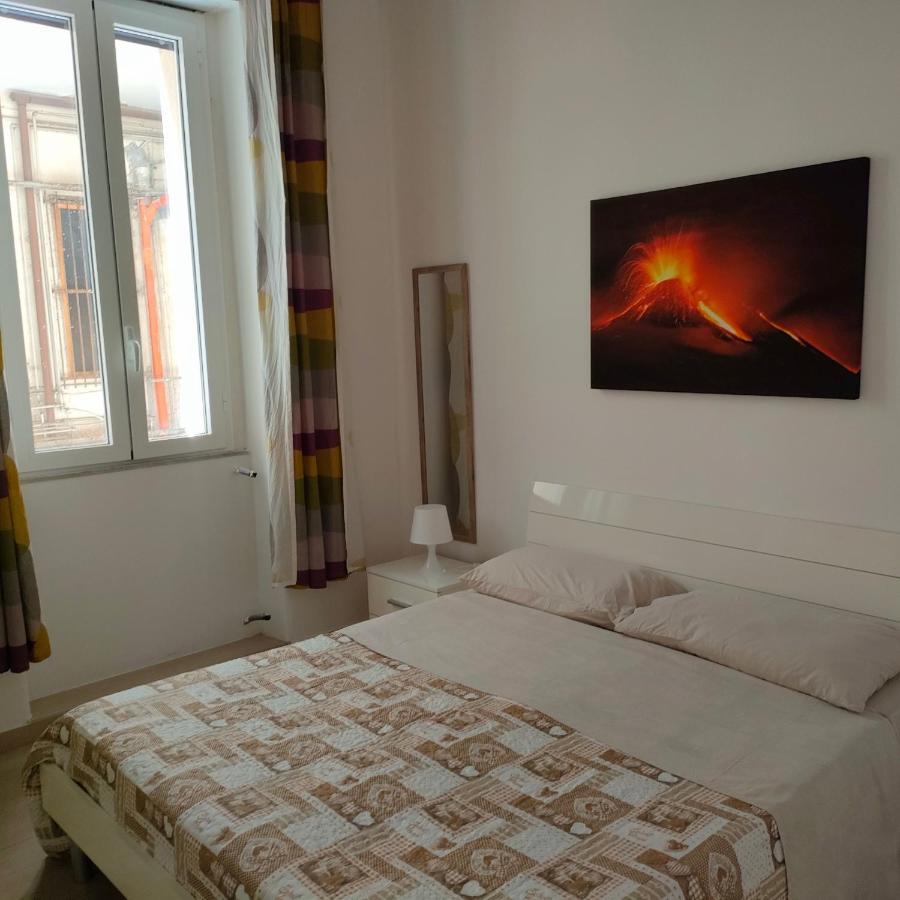 Vghouse Apartment Catania Bagian luar foto