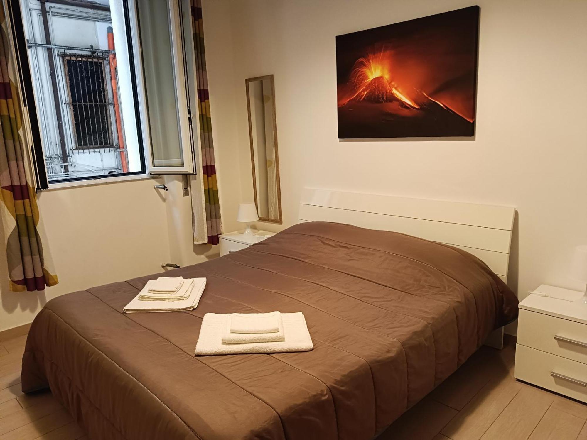 Vghouse Apartment Catania Bagian luar foto